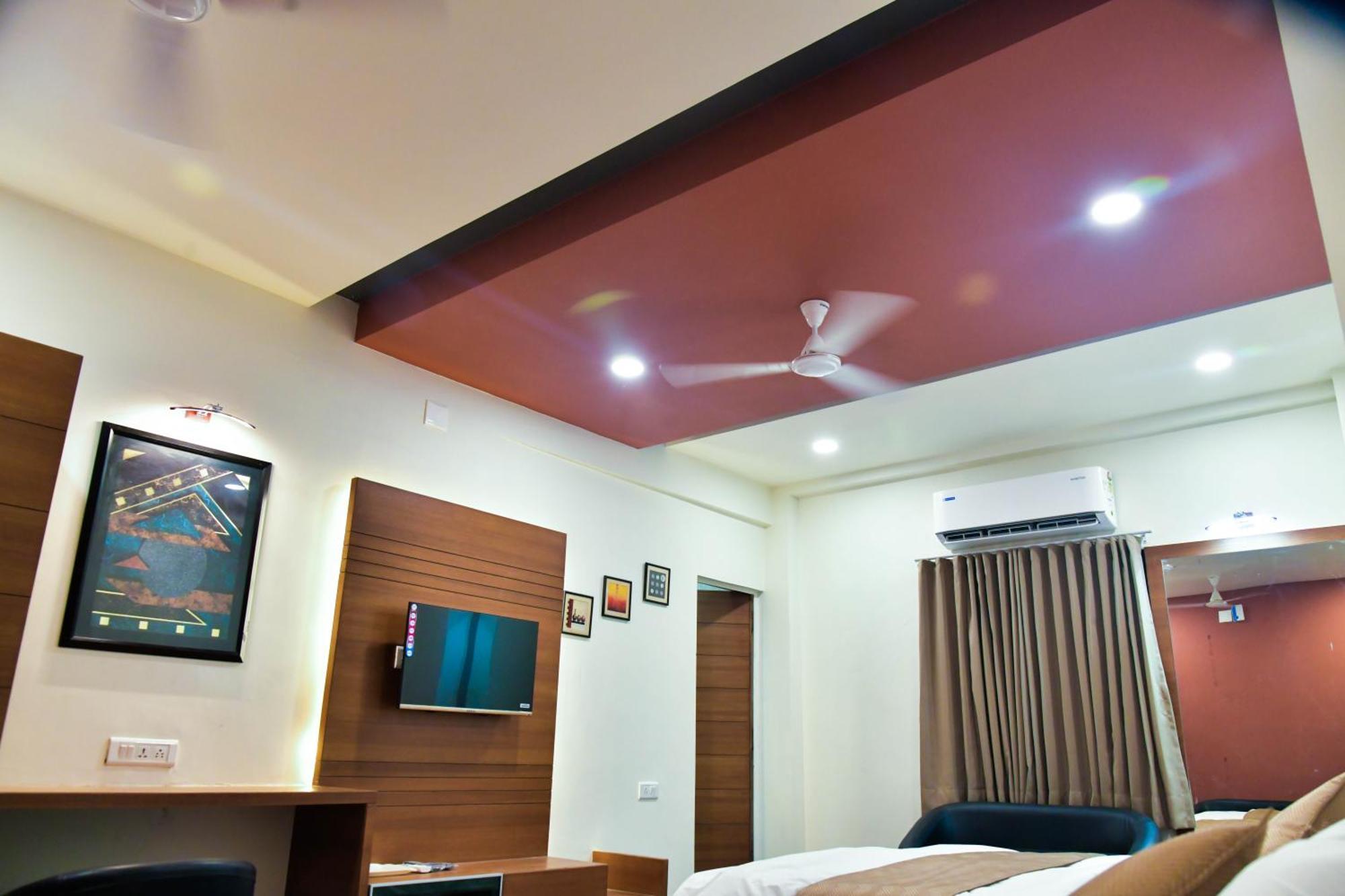 Hotel Ashooka Inn Gandhinagar Bagian luar foto