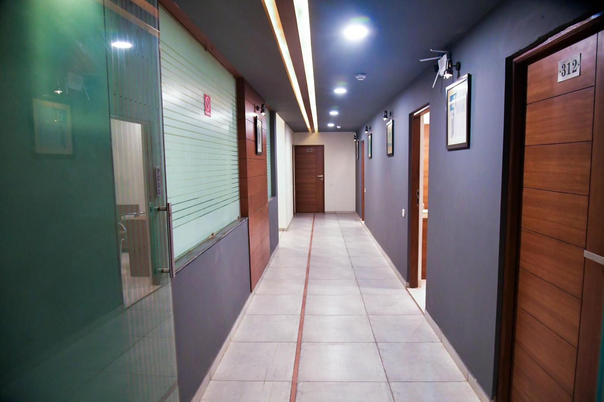 Hotel Ashooka Inn Gandhinagar Bagian luar foto