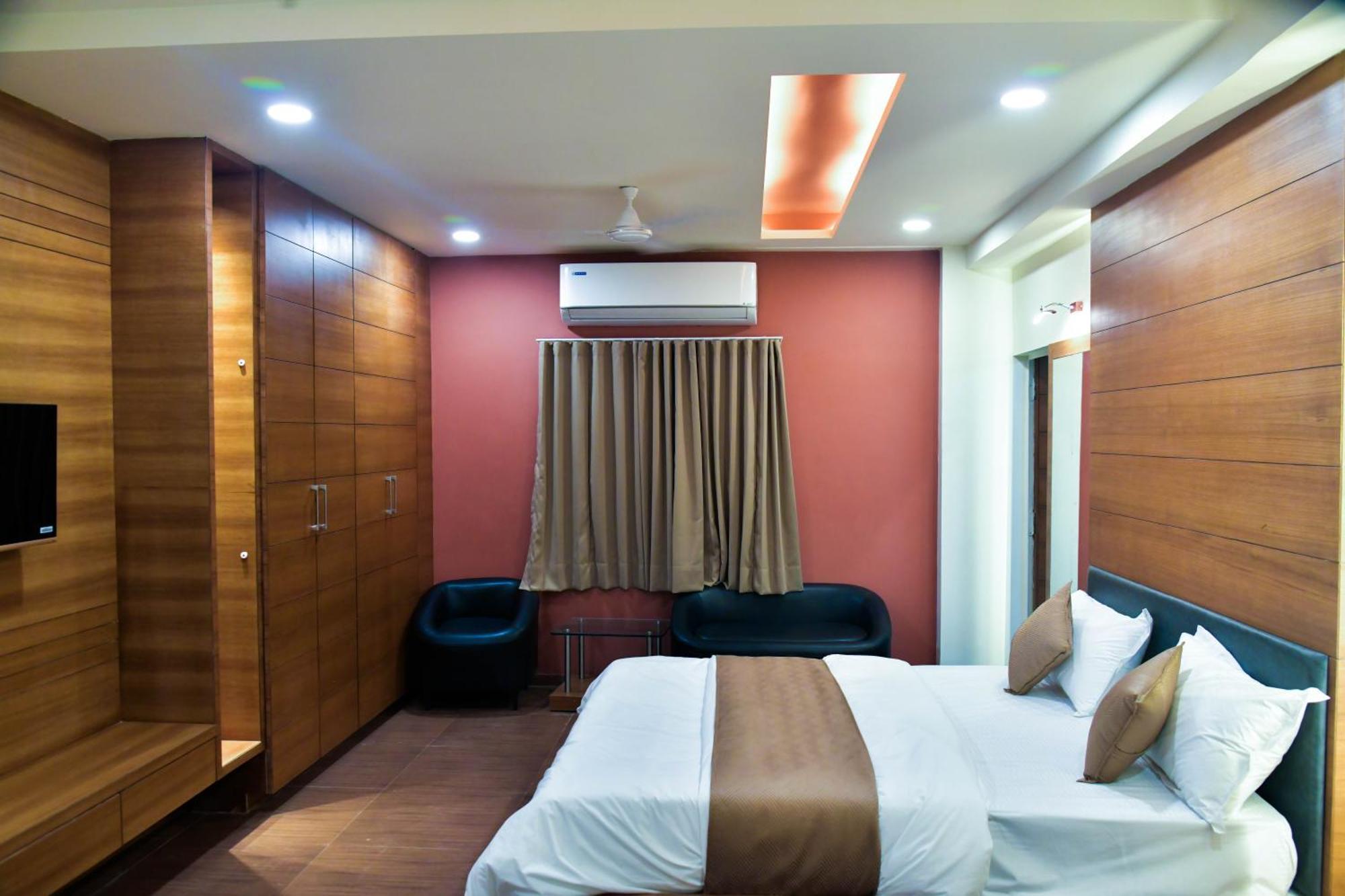 Hotel Ashooka Inn Gandhinagar Bagian luar foto